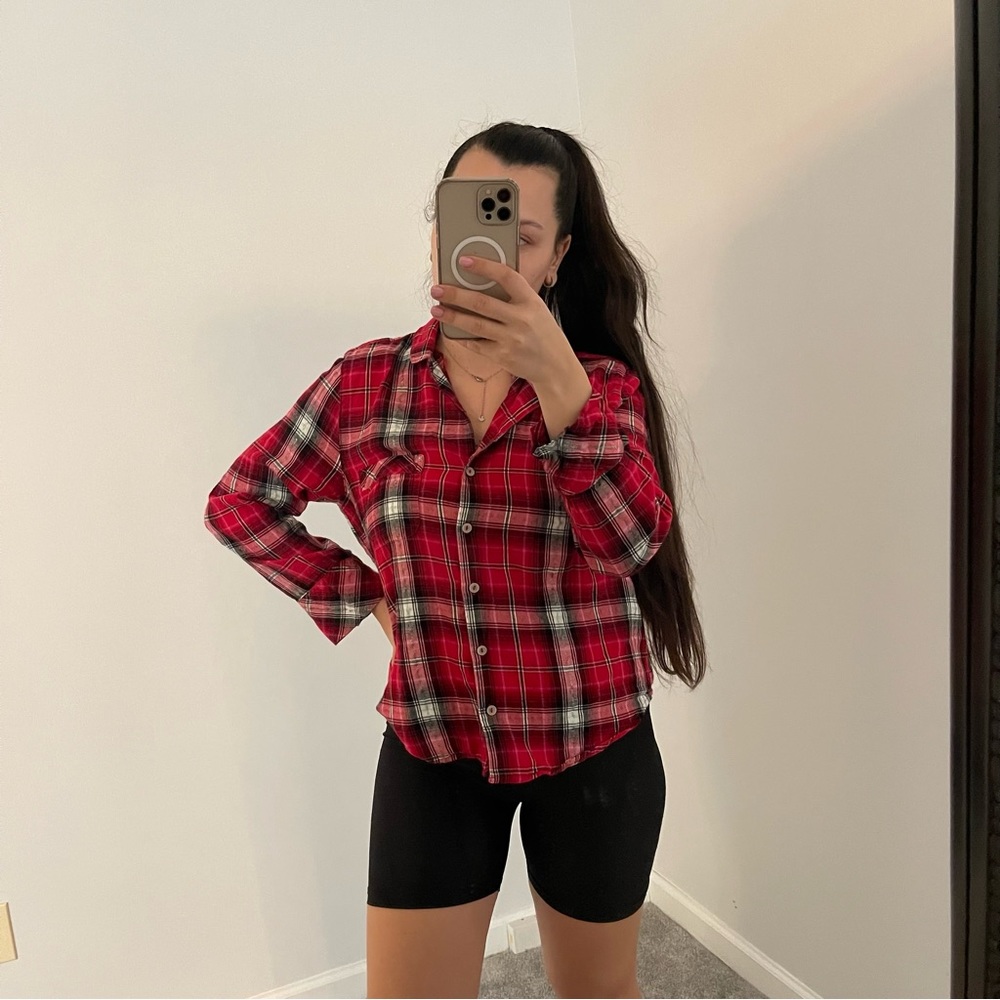 Victoria's Secret Size medium Red Plaid Print Pj Top